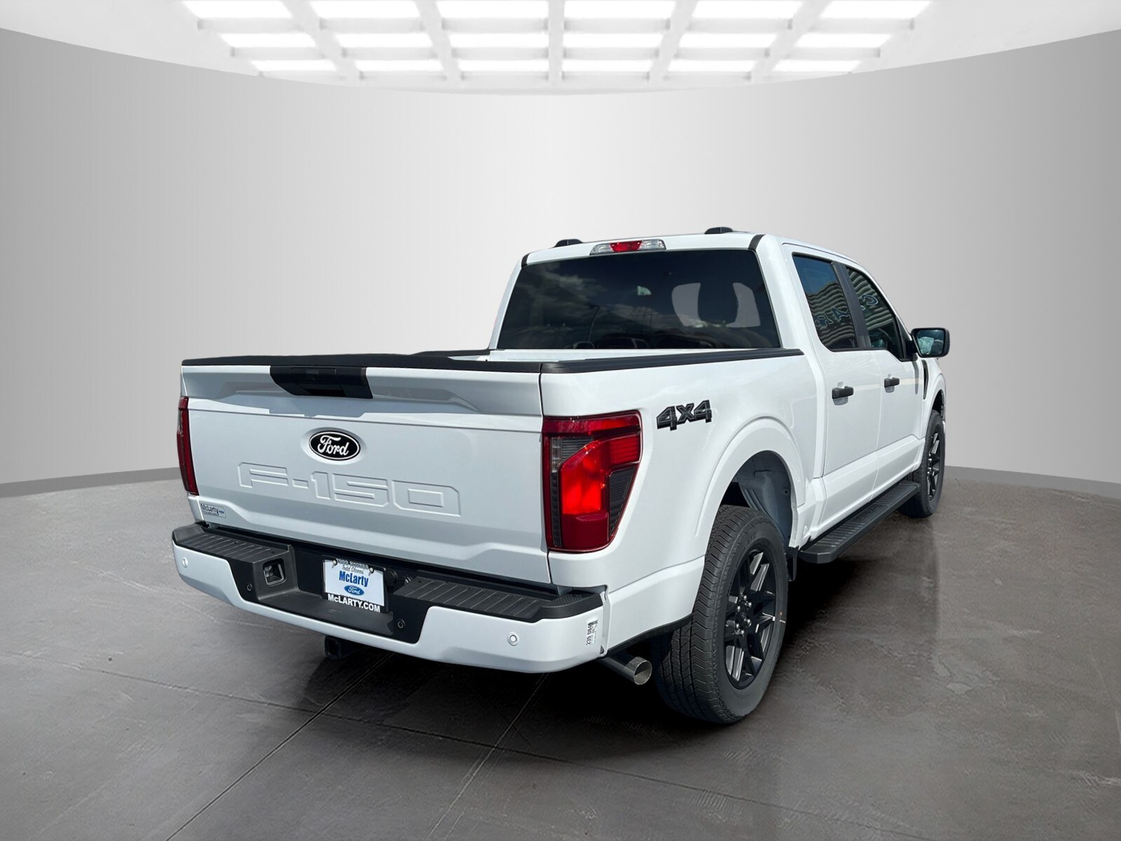 2025 Ford F-150 STX photo 4