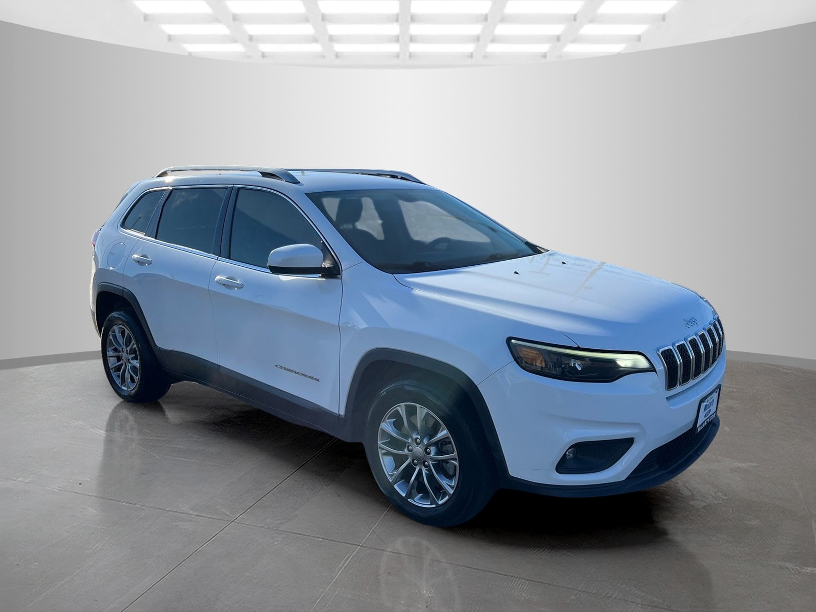 2019 Jeep Cherokee Latitude Plus's photo