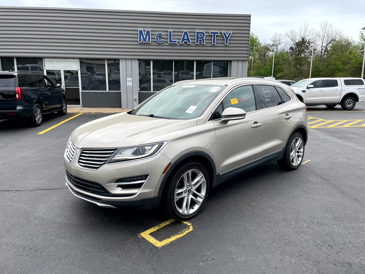 2015 Lincoln MKC Base