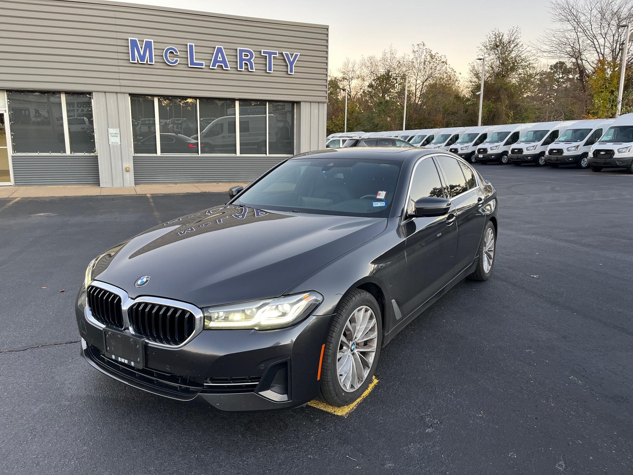 2021 BMW 5 Series 530i's photo