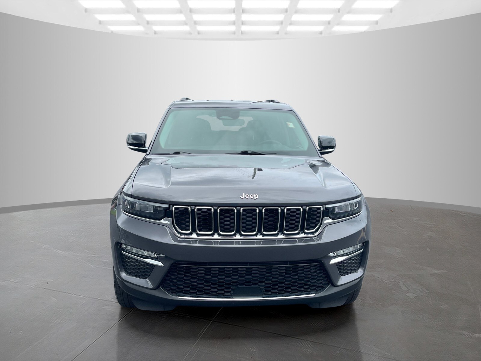 2023 Jeep Grand Cherokee Limited photo 2