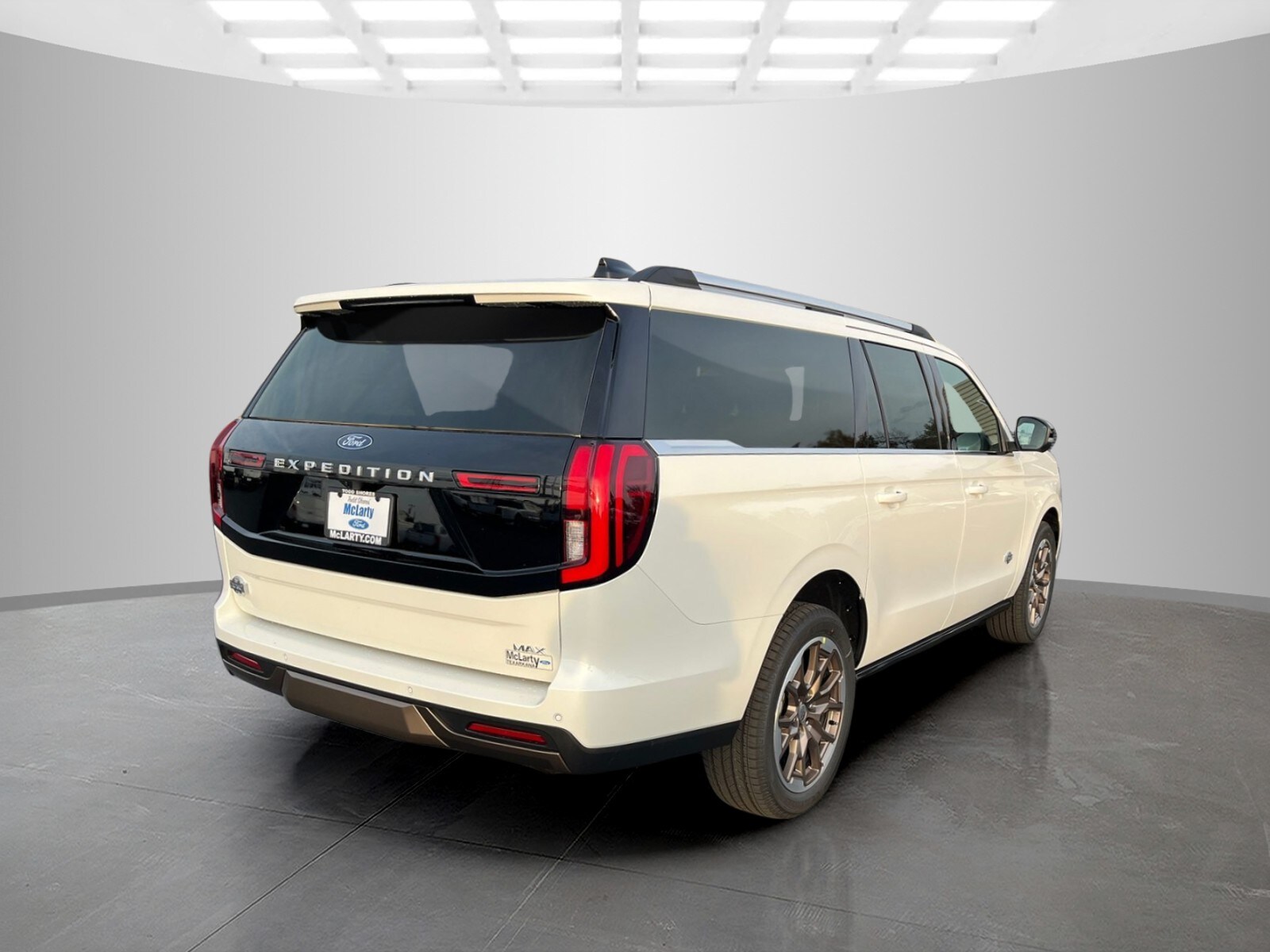 2025 Ford Expedition MAX King Ranch photo 2