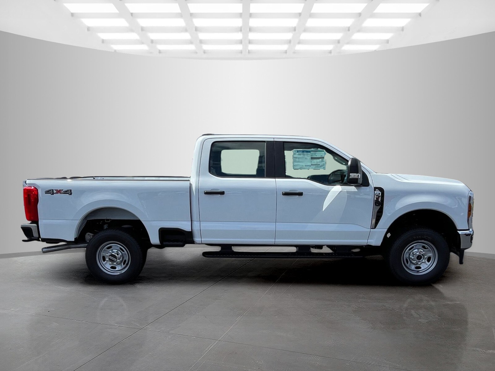2025 Ford F-250 XL photo 3