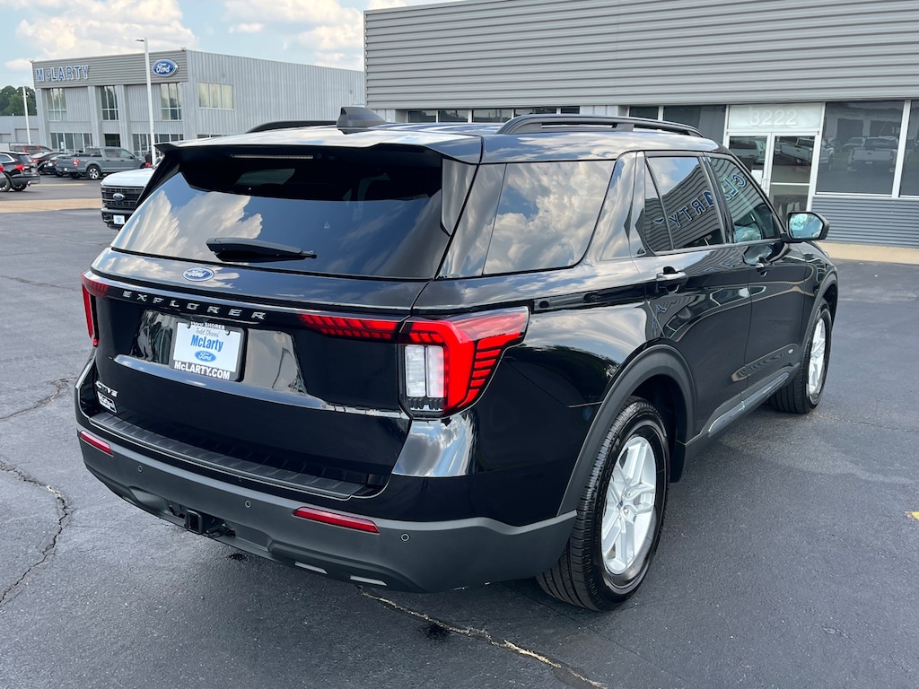 Used 2025 Ford Explorer Active SUV