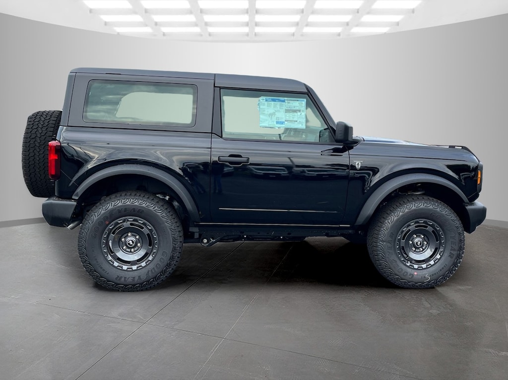 New 2025 Ford Bronco Base Convertible