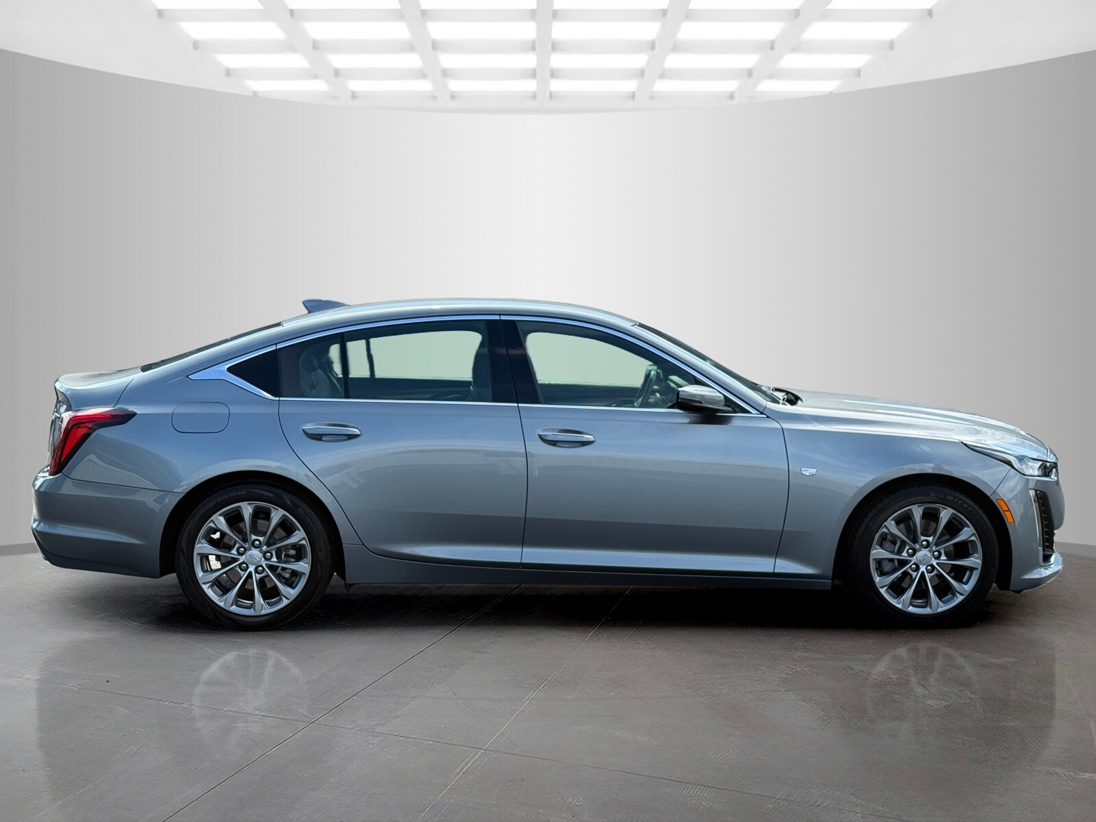 2024 Cadillac CT5 Premium Luxury photo 3