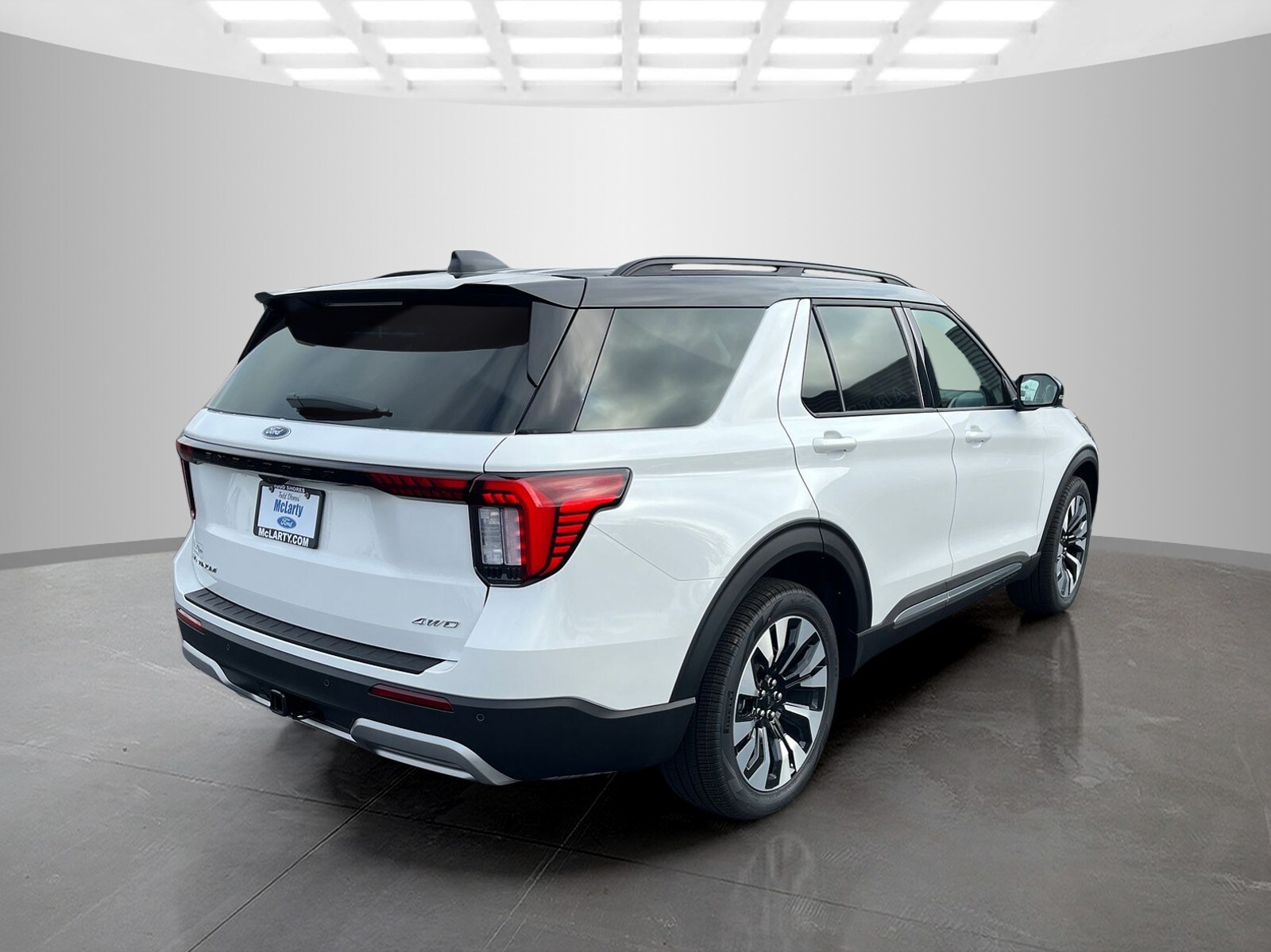 2026 Ford Explorer Platinum photo 4