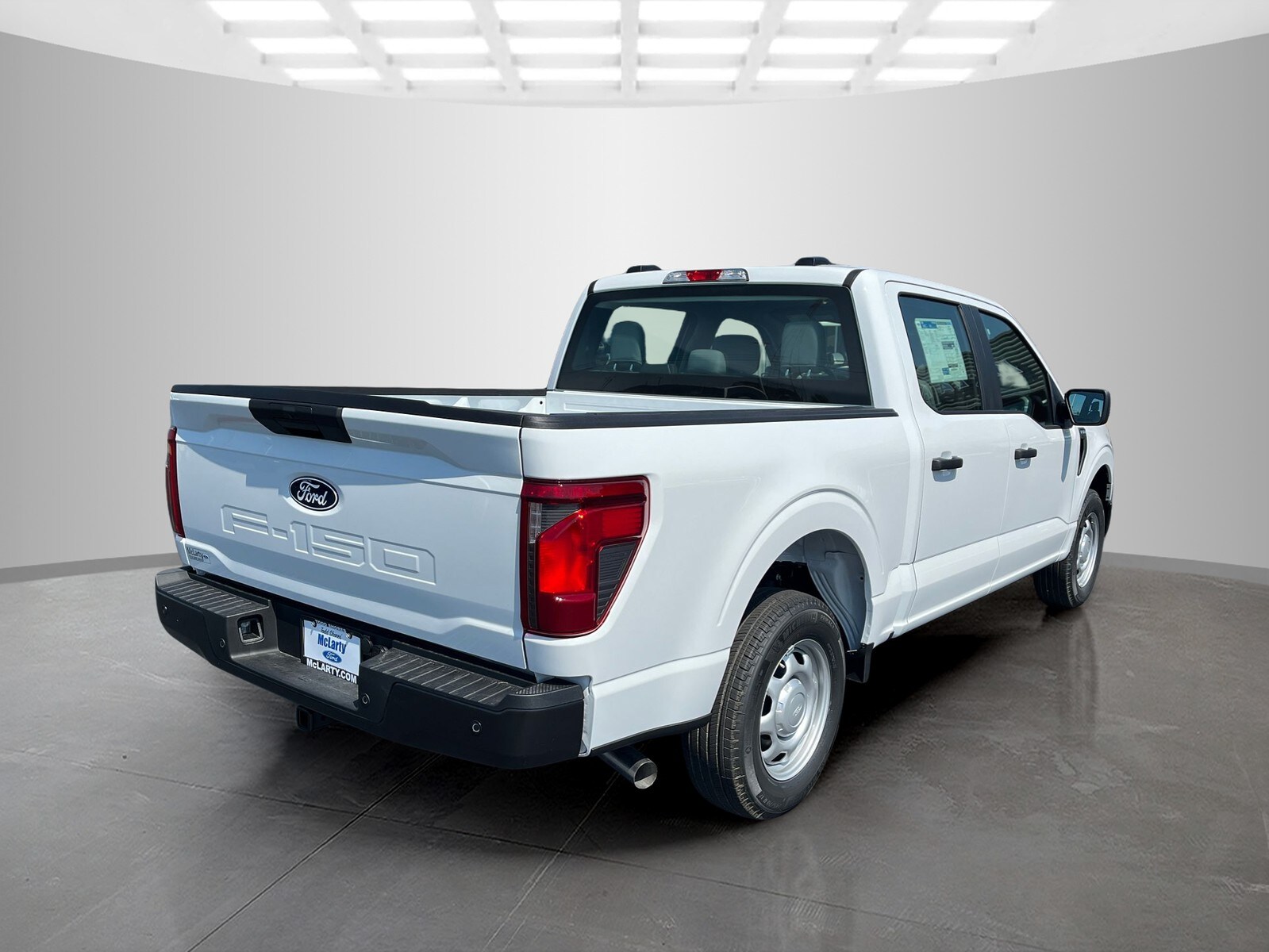 2025 Ford F-150 XL photo 4