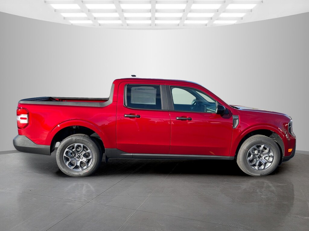 New 2025 Ford Maverick XLT Crew Cab Pickup