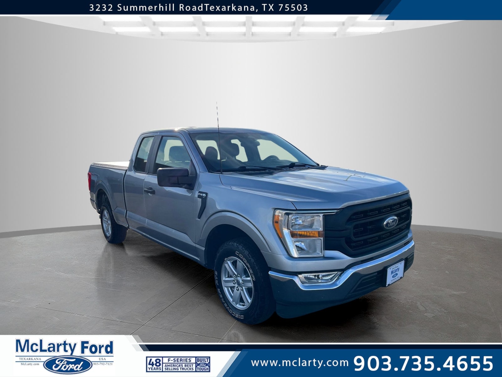 2022 Ford F-150 XL's photo