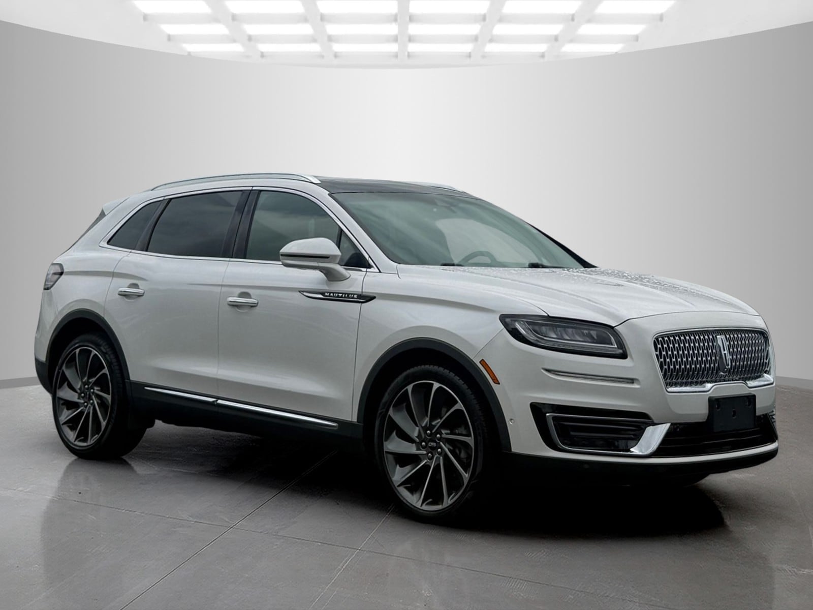 2019 Lincoln Nautilus Reserve FWD's photo