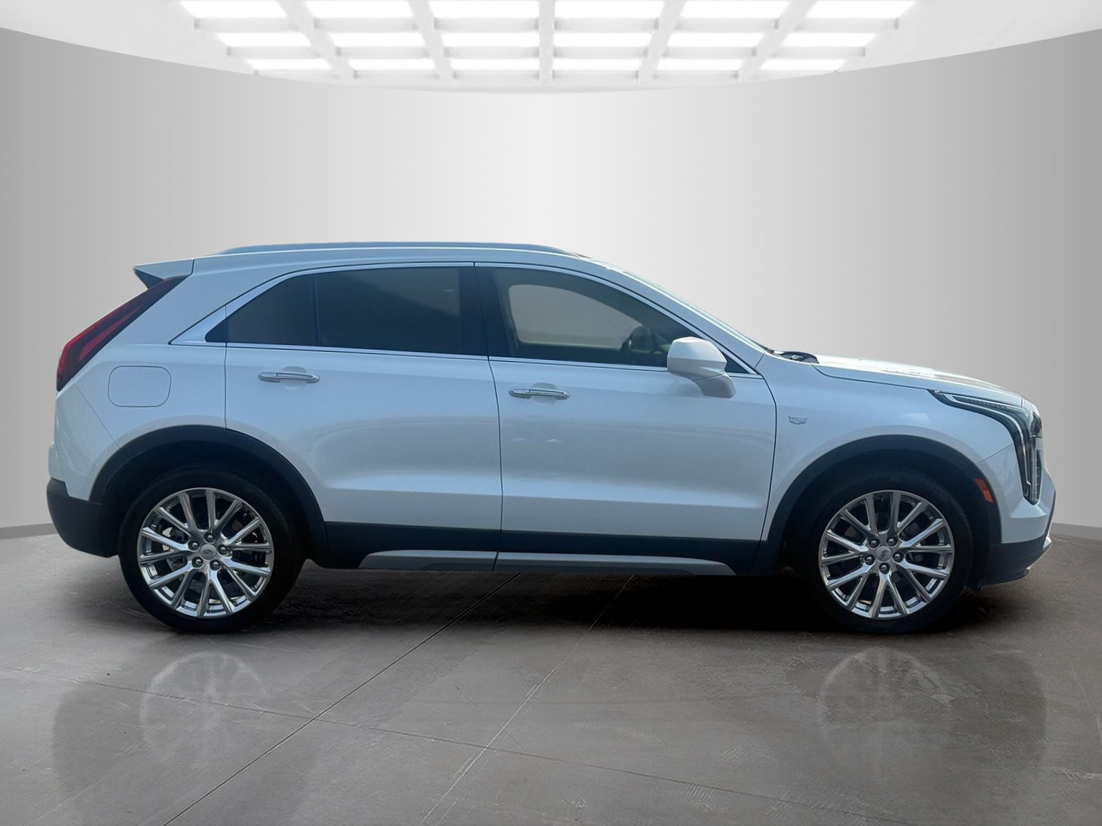 Used 2019 Cadillac XT4 Premium Luxury with VIN 1GYFZCR40KF213337 for sale in Texarkana, TX