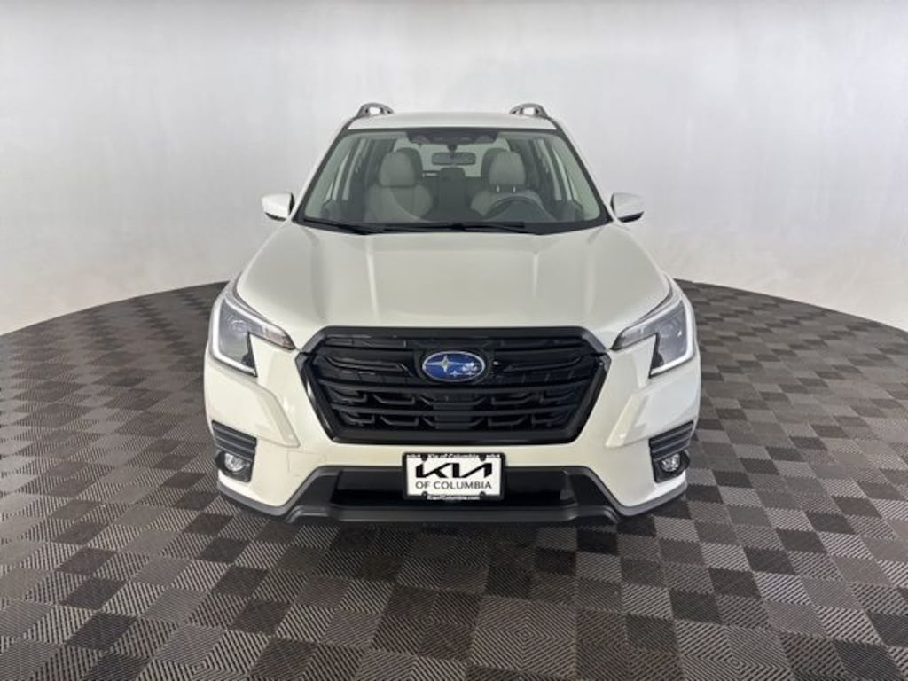 Used 2024 Subaru Forester Premium SUV