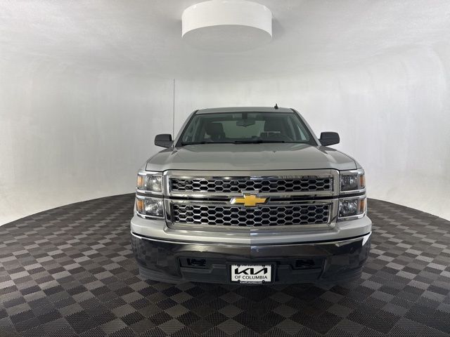 2014 Chevrolet Silverado 1500 LT photo 2