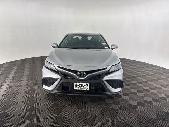 2024 Toyota Camry SE photo 2