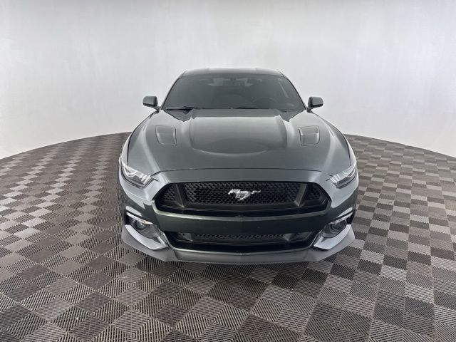 2015 Ford Mustang GT photo 2