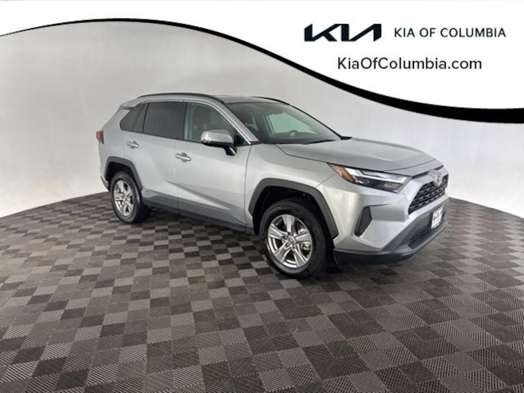 Used 2024 Toyota RAV4 Hybrid XLE SUV