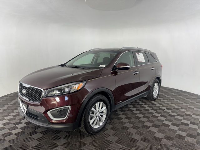 2018 Kia Sorento LX photo 2