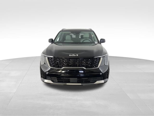 2025 Kia Sorento S photo 2