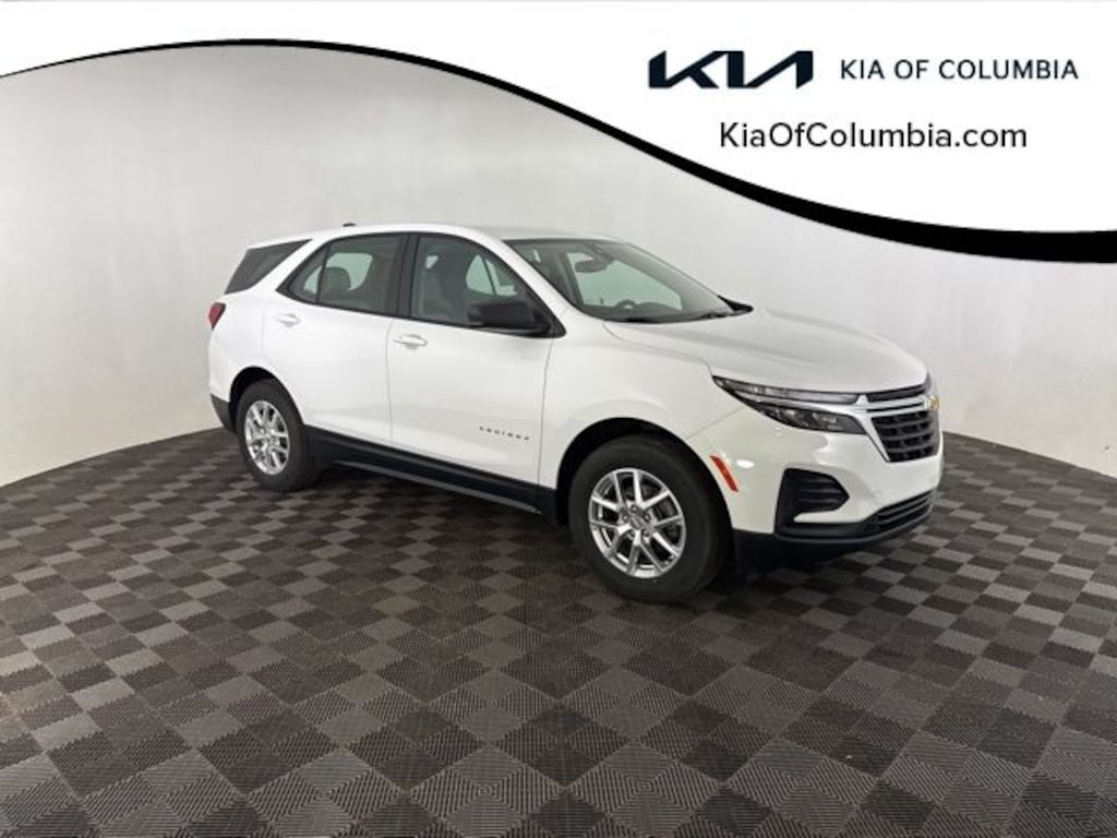 Used 2023 Chevrolet Equinox LS SUV