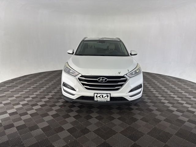 2017 Hyundai Tucson SE Plus photo 2