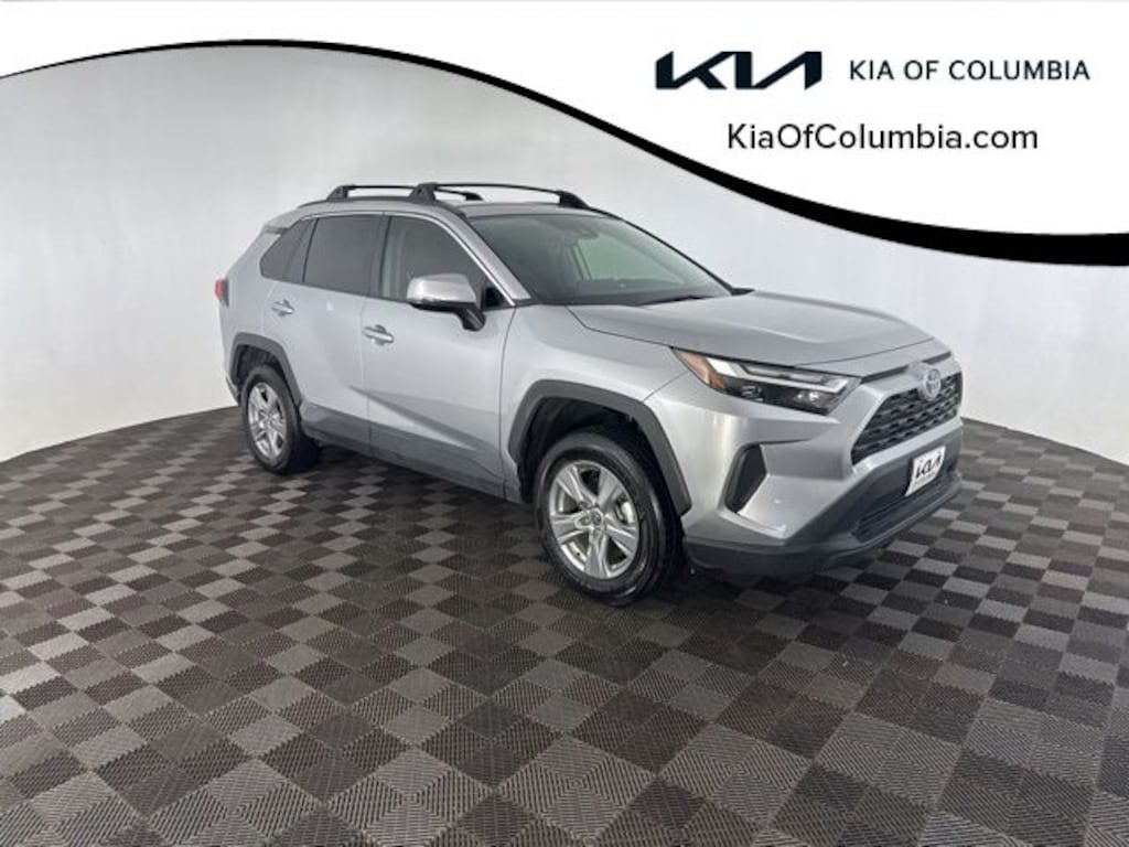 Used 2022 Toyota RAV4 Hybrid XLE SUV