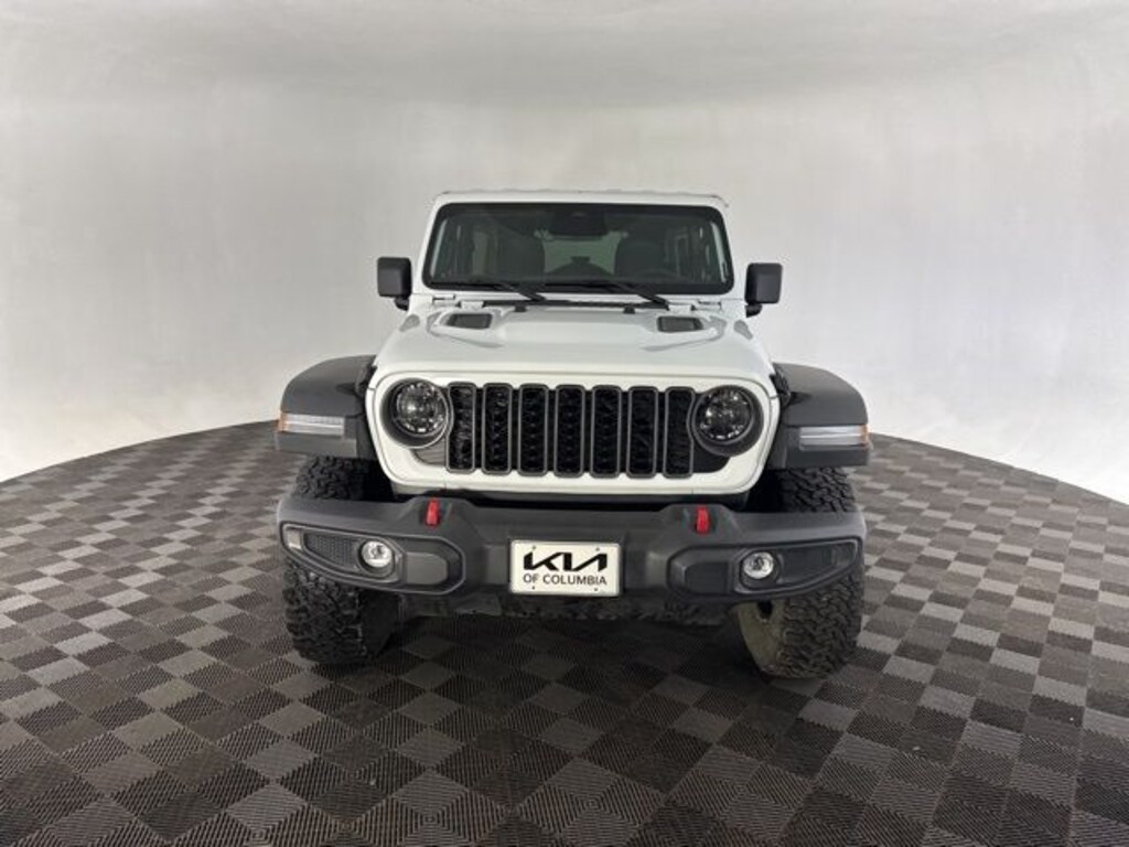 Used 2025 Jeep Wrangler Rubicon SUV