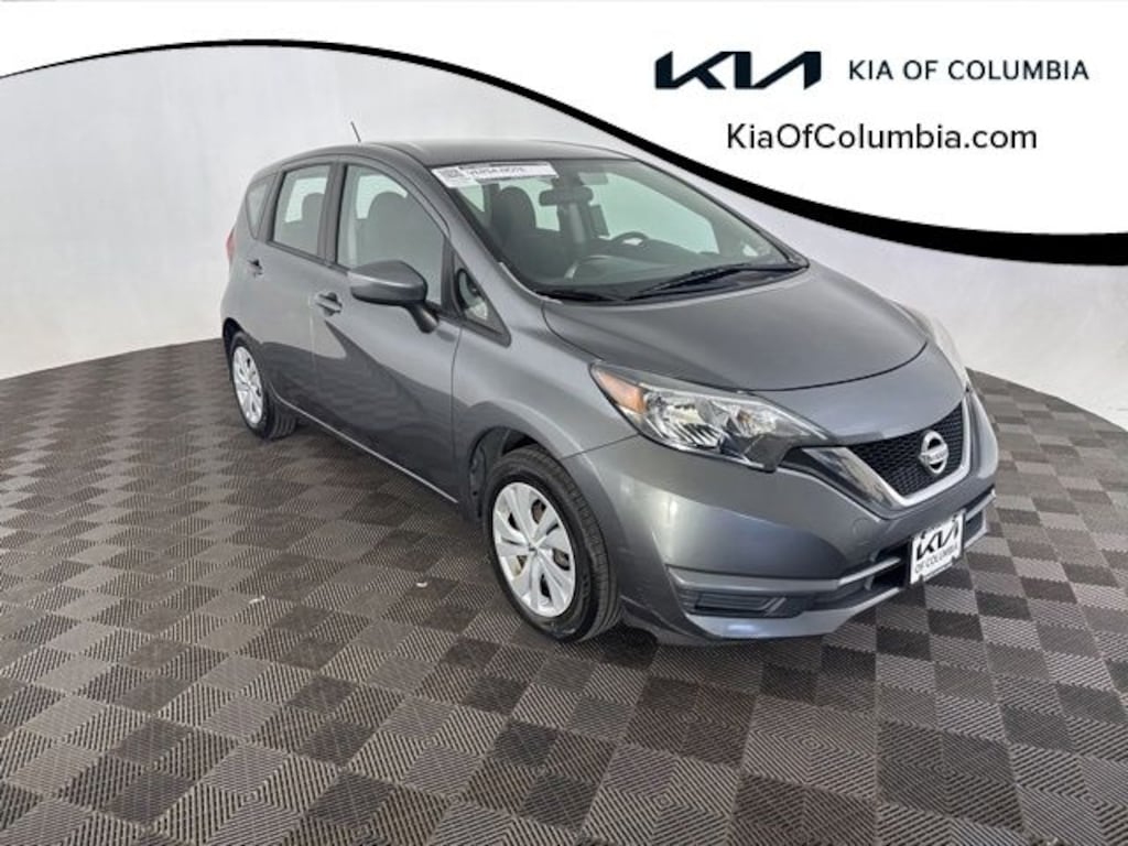 Used 2017 Nissan Versa Note SV Hatchback