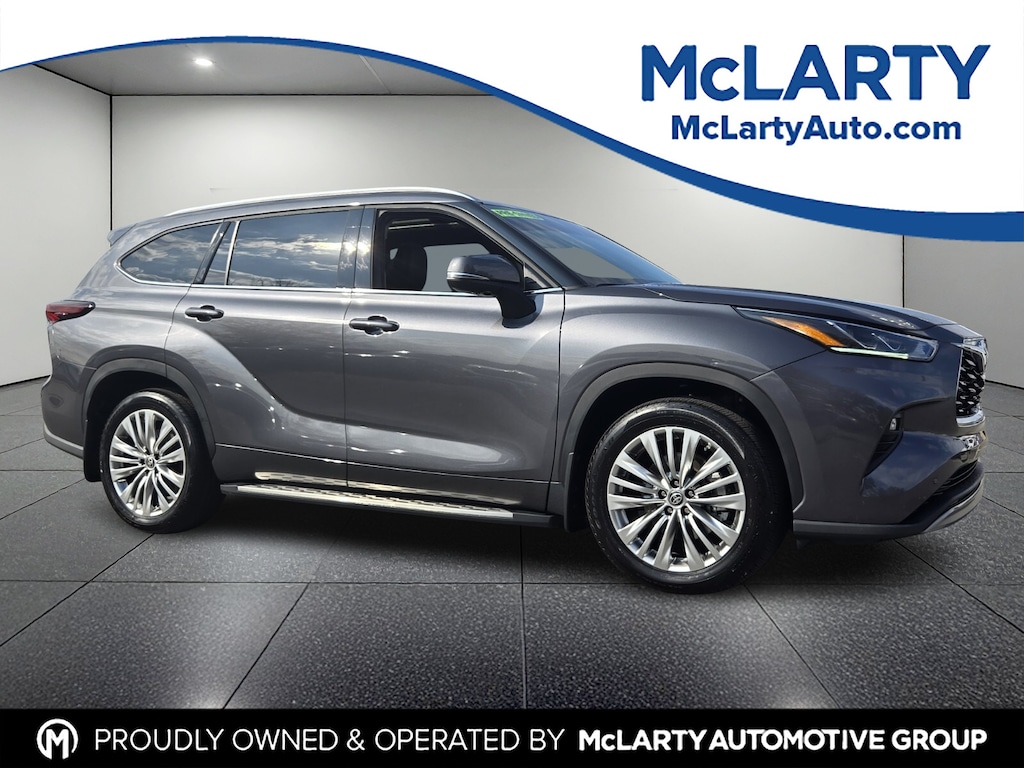 Used 2025 Toyota Highlander Platinum SUV
