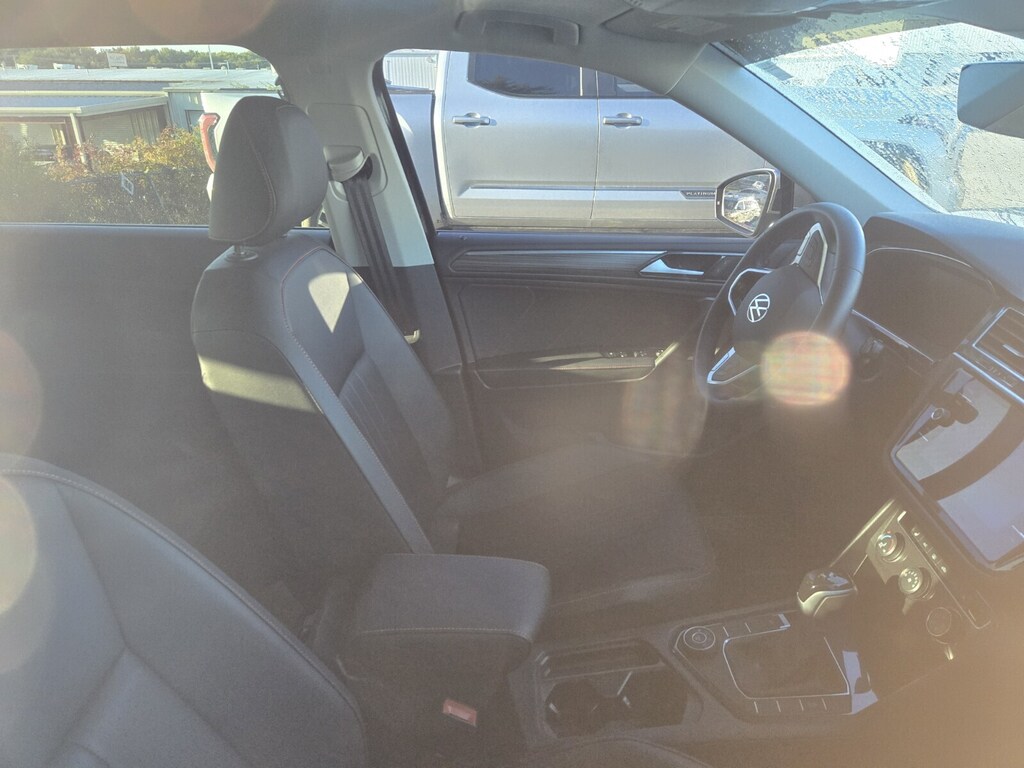 Certified 2024 Volkswagen Tiguan 2.0T SE SUV