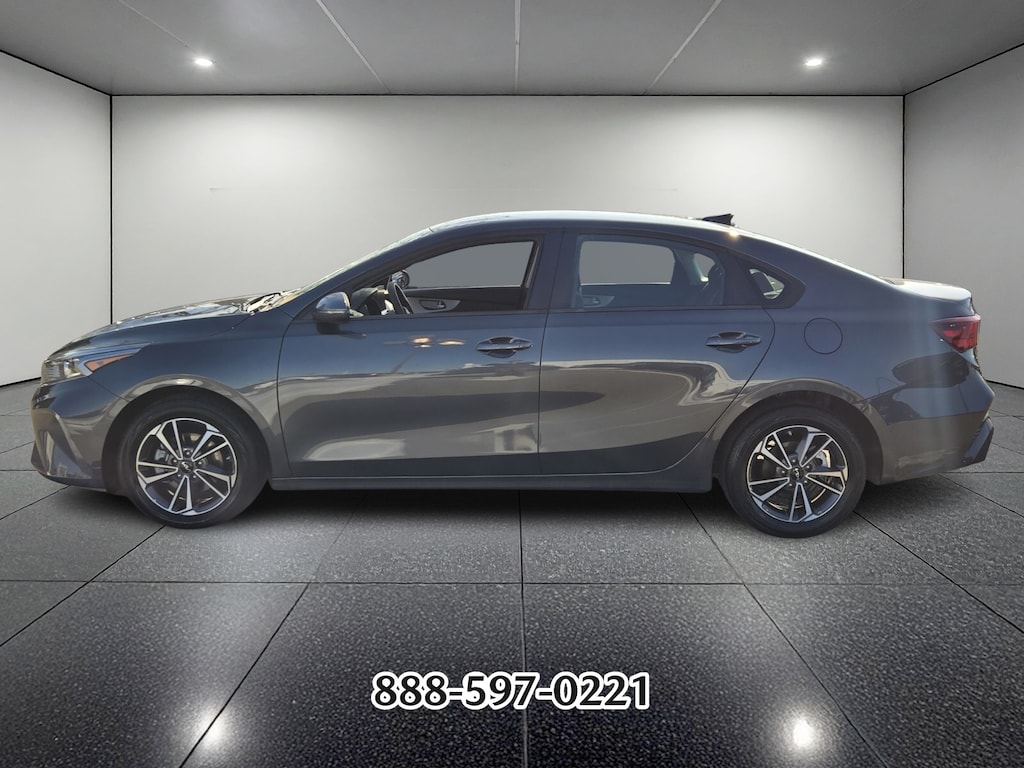 Used 2022 Kia Forte LXS Sedan
