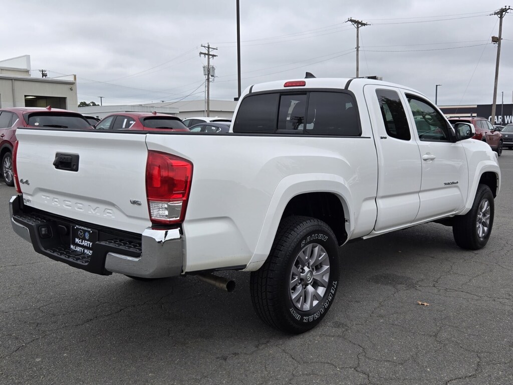 Used 2017 Toyota Tacoma SR5 Truck Access Cab