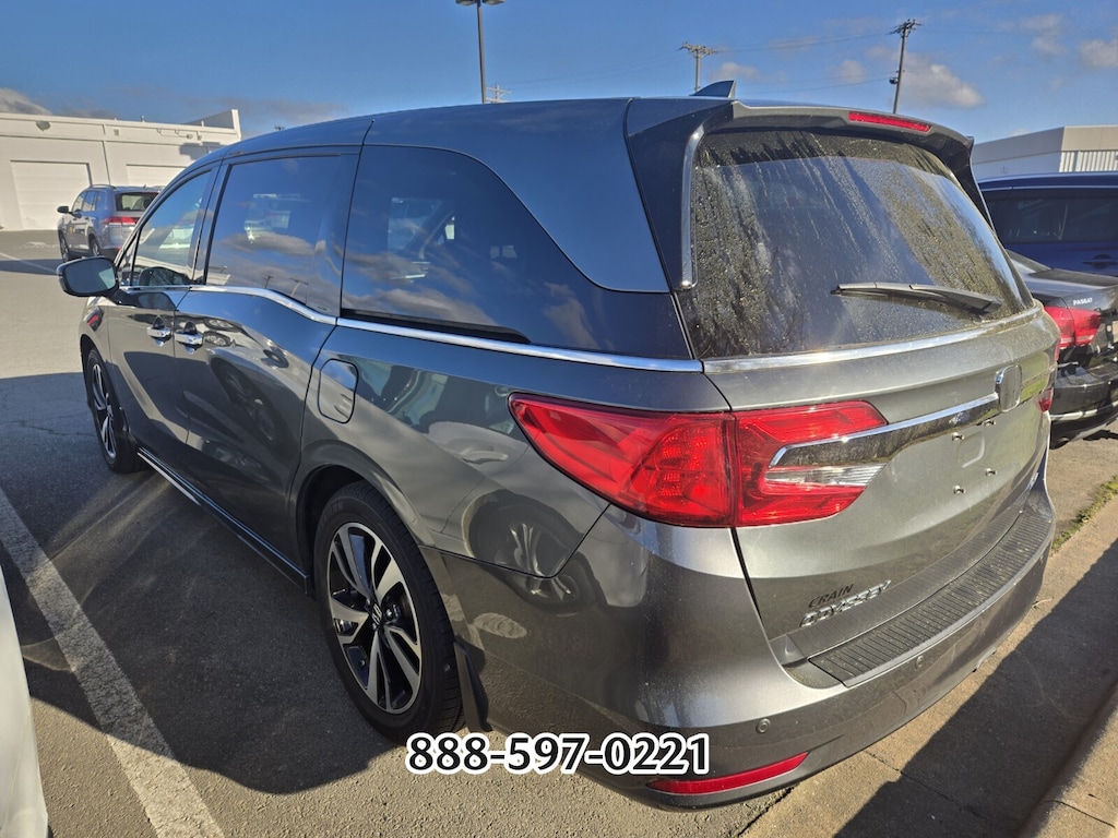 Used 2019 Honda Odyssey Elite Van