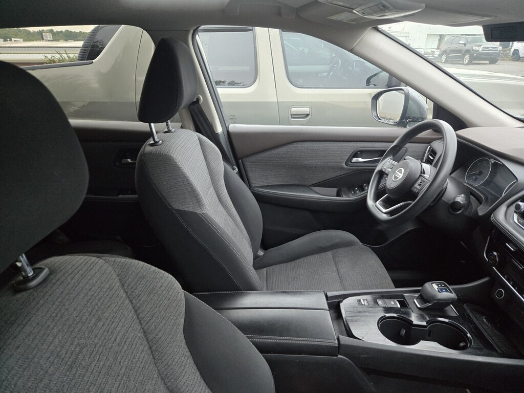 Used 2021 Nissan Rogue SV SUV