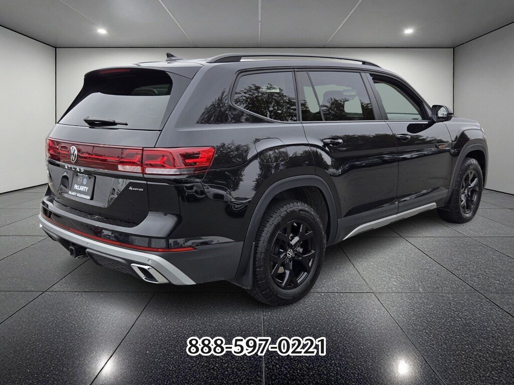 Certified 2025 Volkswagen Atlas 2.0T Peak Edition SUV