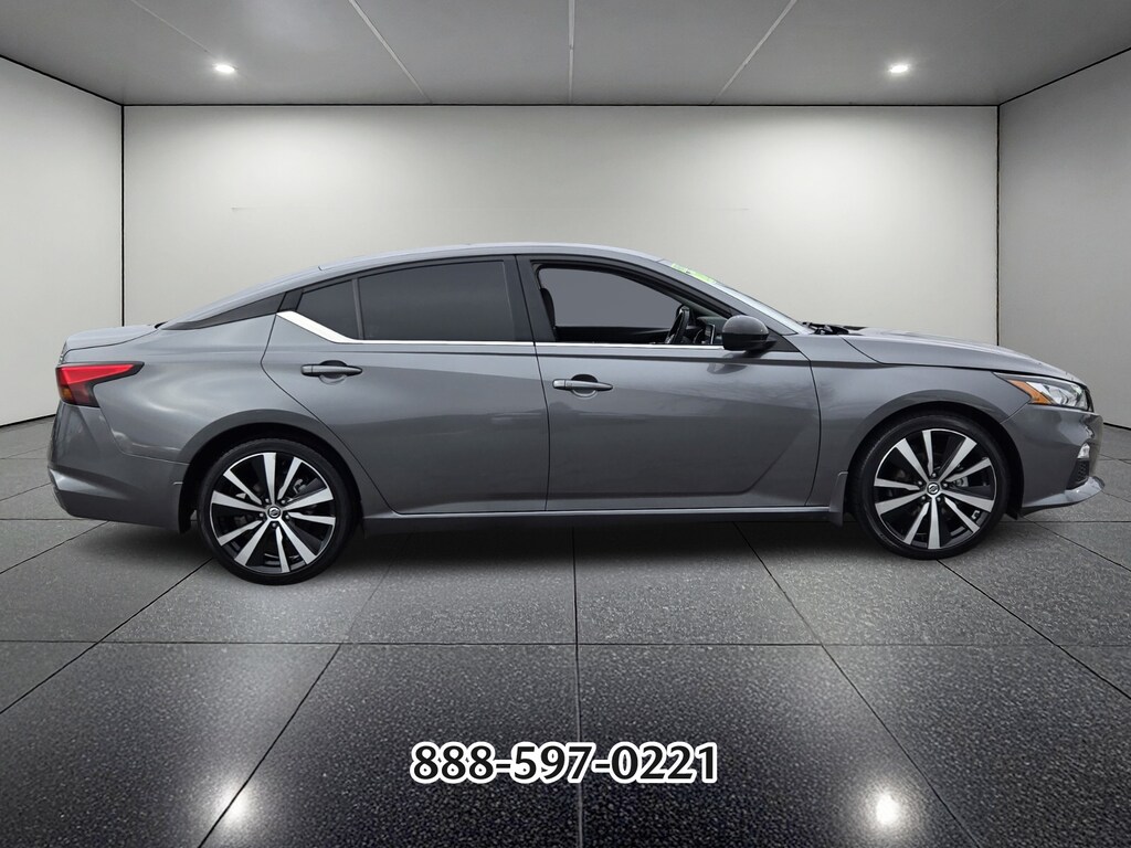 Used 2021 Nissan Altima 2.5 SR Sedan