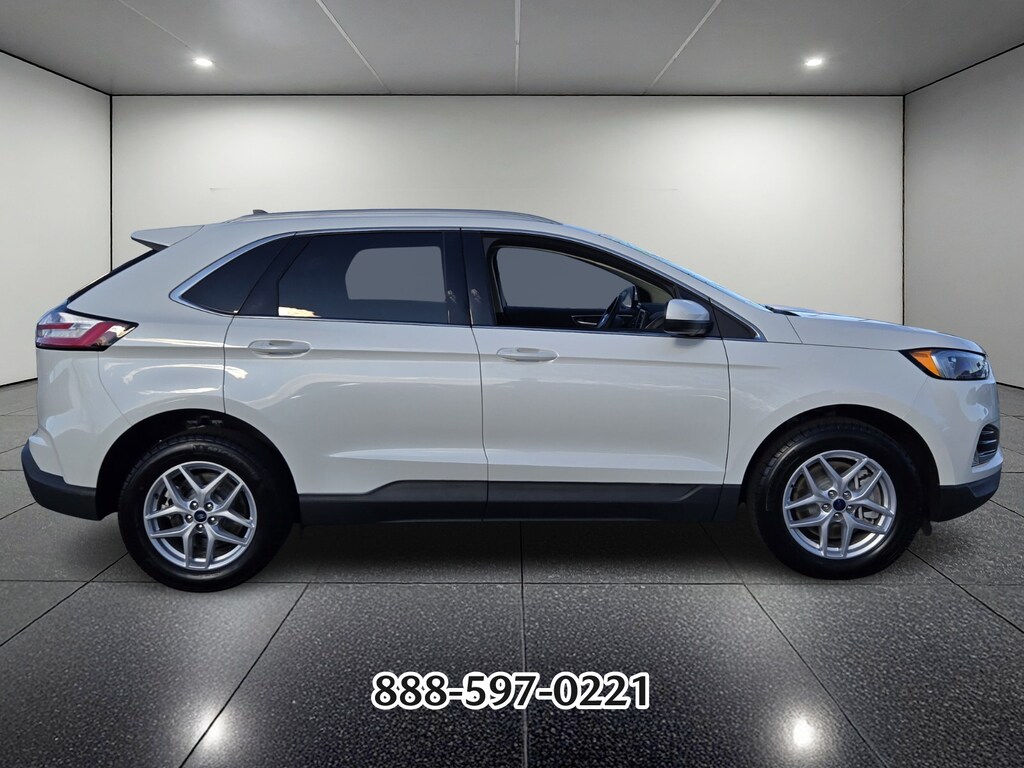 Used 2024 Ford Edge SEL SUV