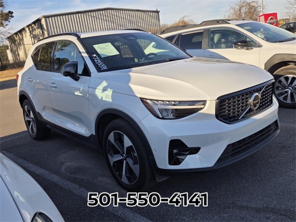 Used 2025 Volvo XC40 B5 Plus Dark Theme SUV
