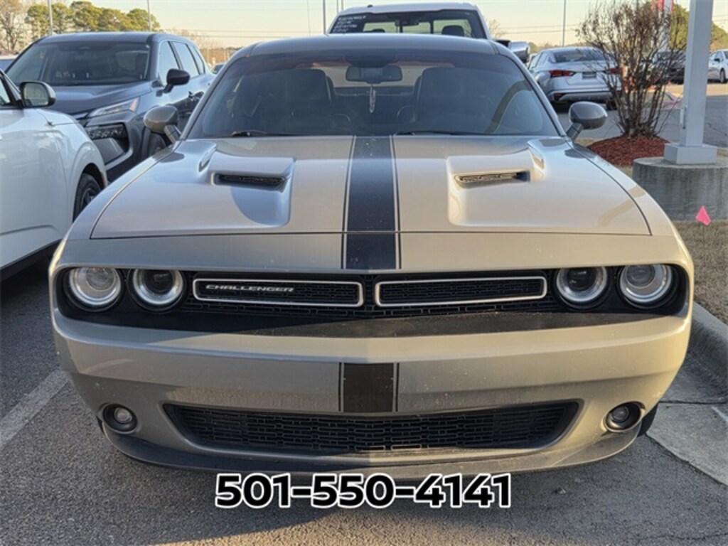 Used 2017 Dodge Challenger SXT Coupe