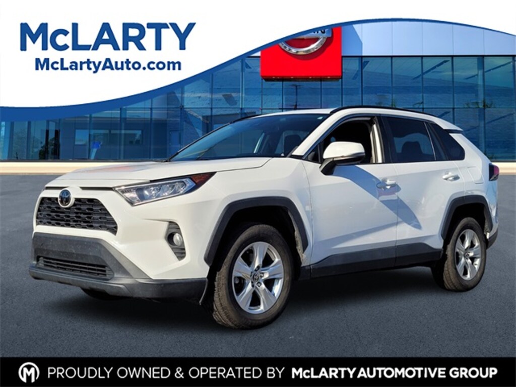 Used 2021 Toyota RAV4 XLE SUV