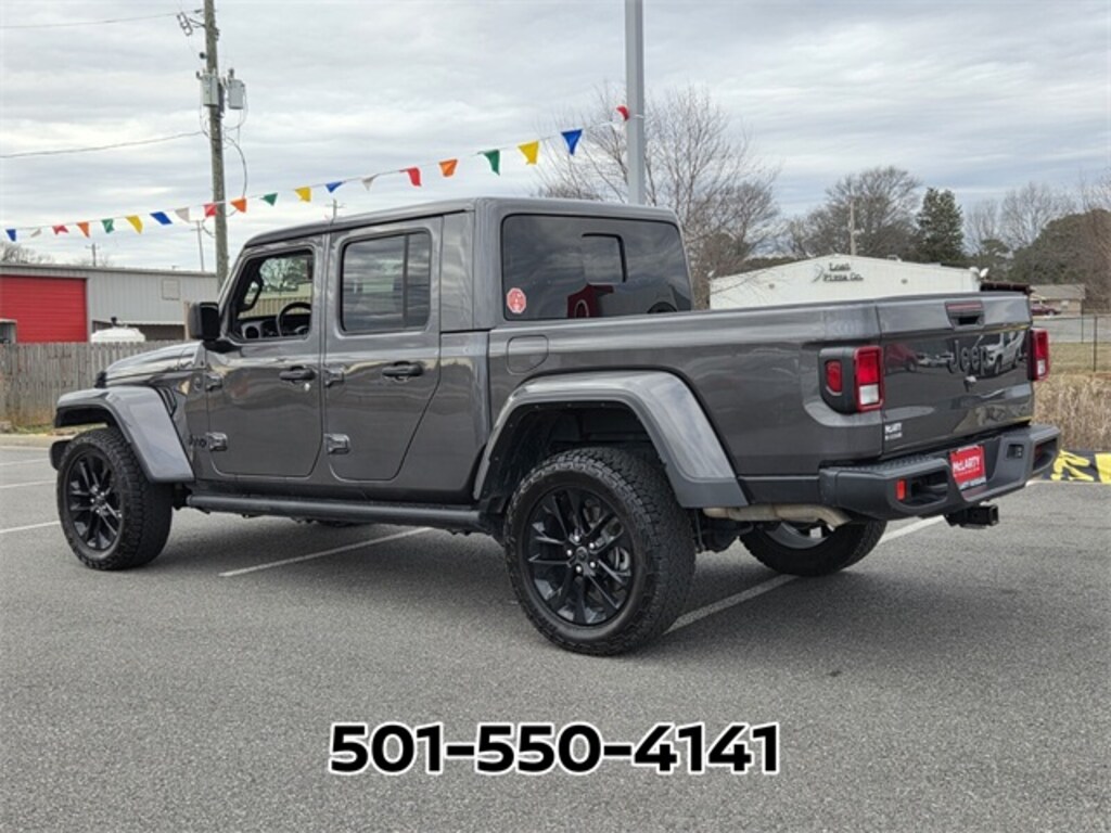 Used 2025 Jeep Gladiator Nighthawk Truck