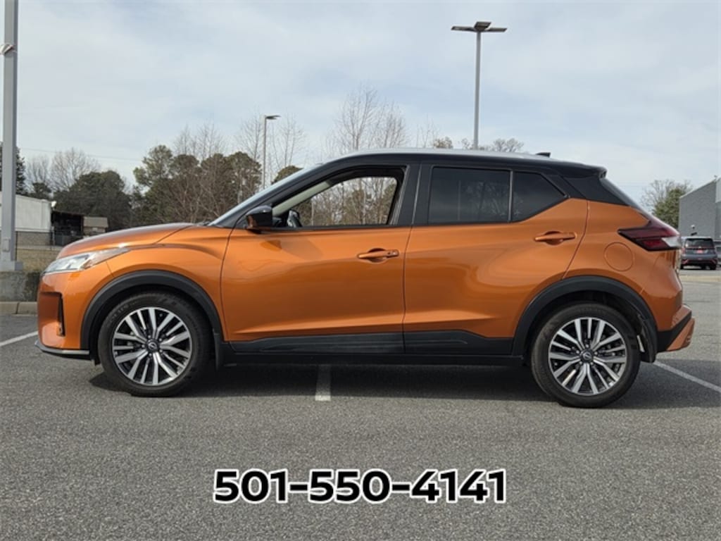 Used 2023 Nissan Kicks SV SUV