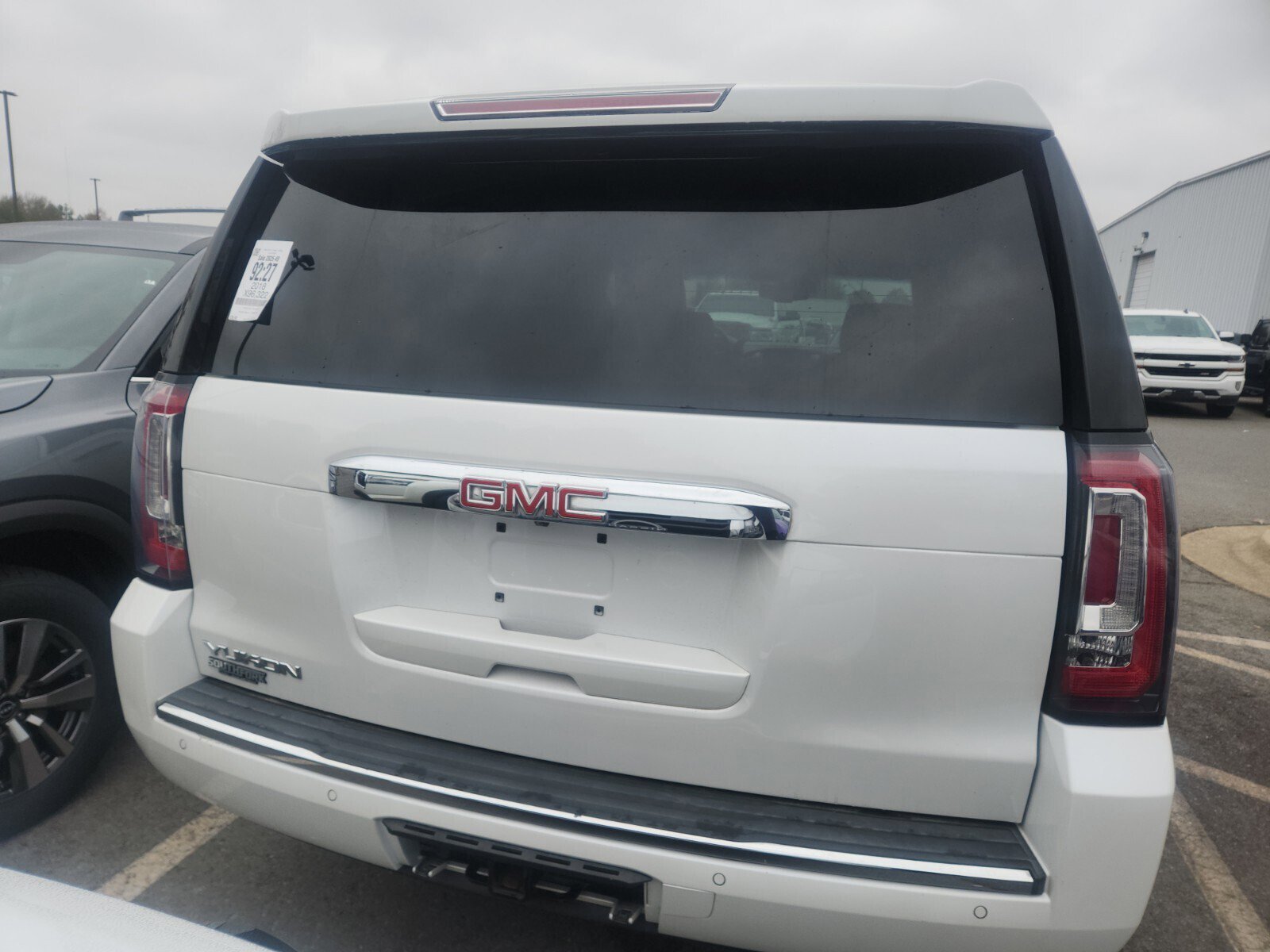 2018 Gmc Yukon Denali photo 3