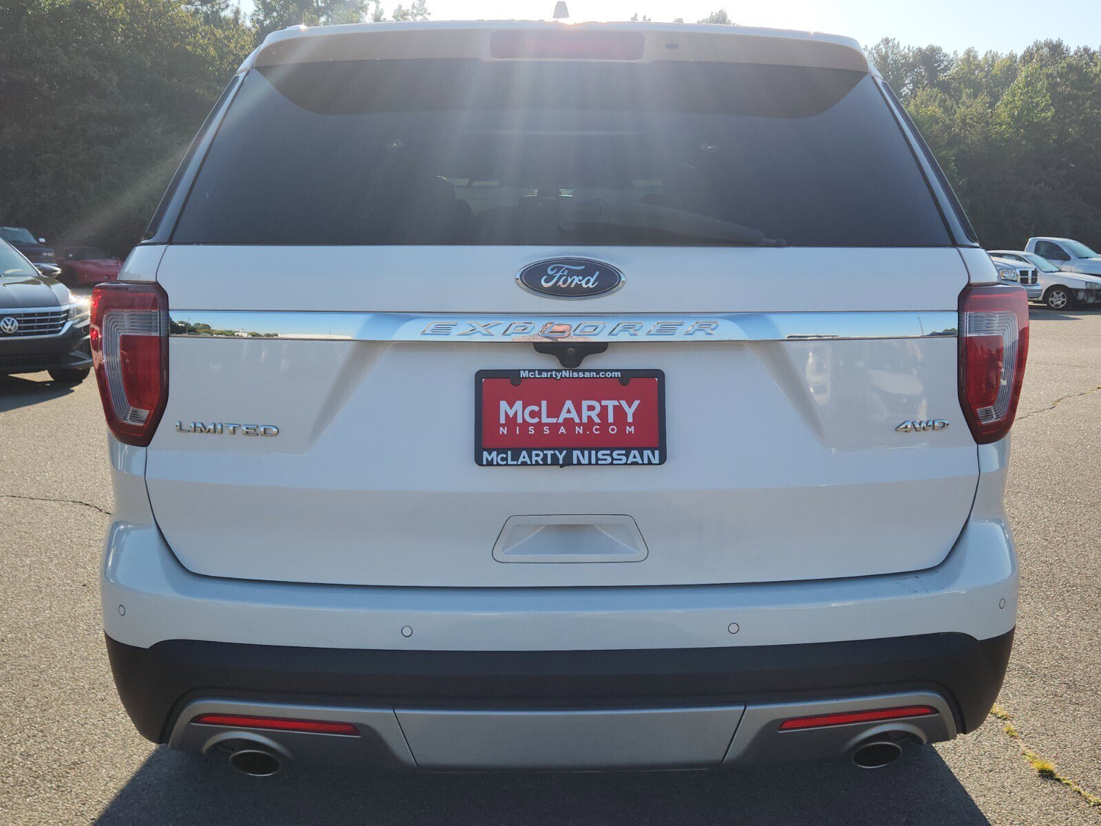 2017 Ford Explorer Limited photo 4