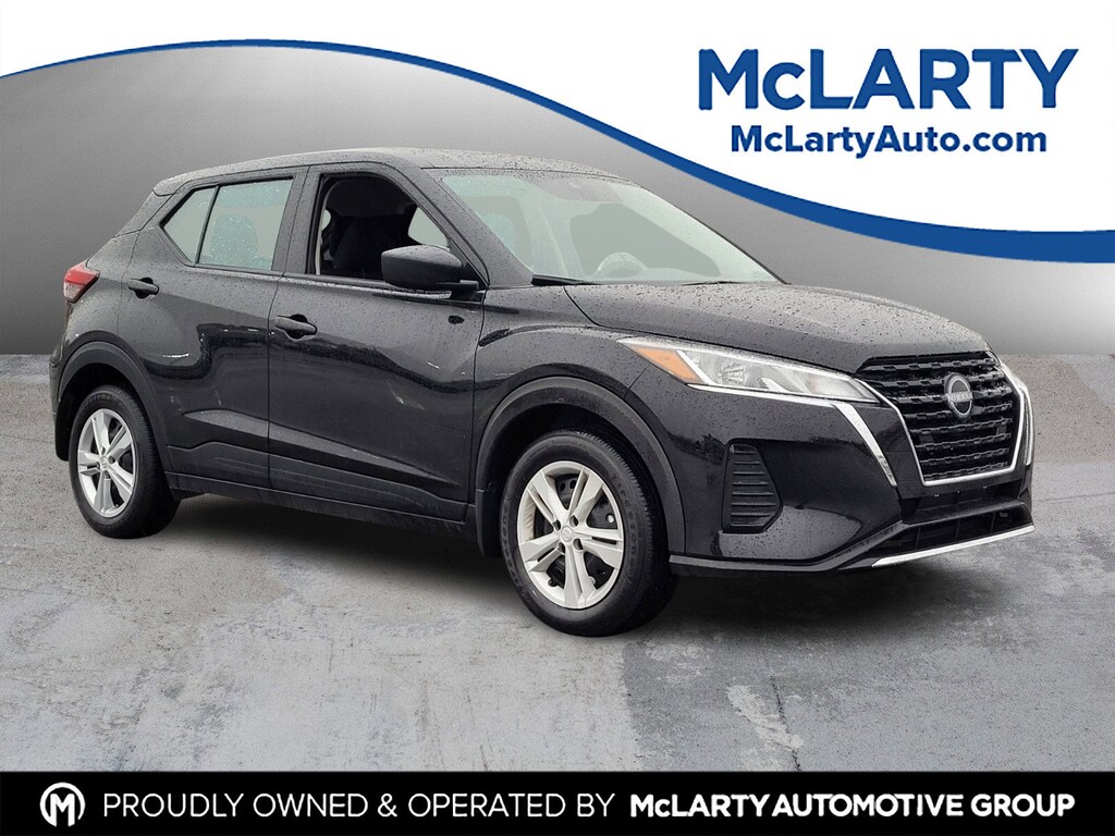 Used 2025 Nissan Kicks Play S SUV