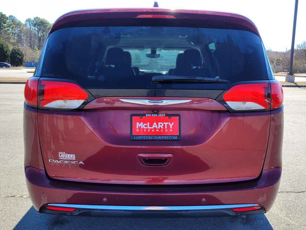 Used 2020 Chrysler Pacifica Touring L Van Passenger Van