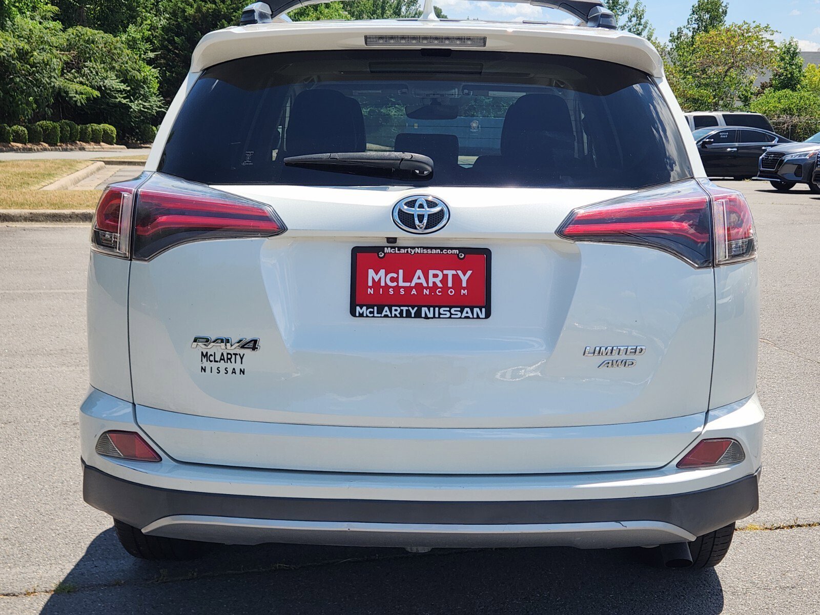 2018 Toyota RAV4 Limited photo 3