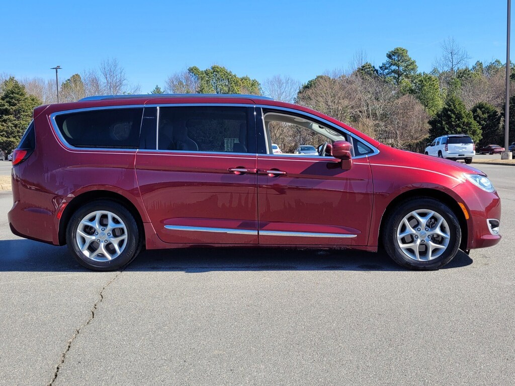 Used 2020 Chrysler Pacifica Touring L Van Passenger Van