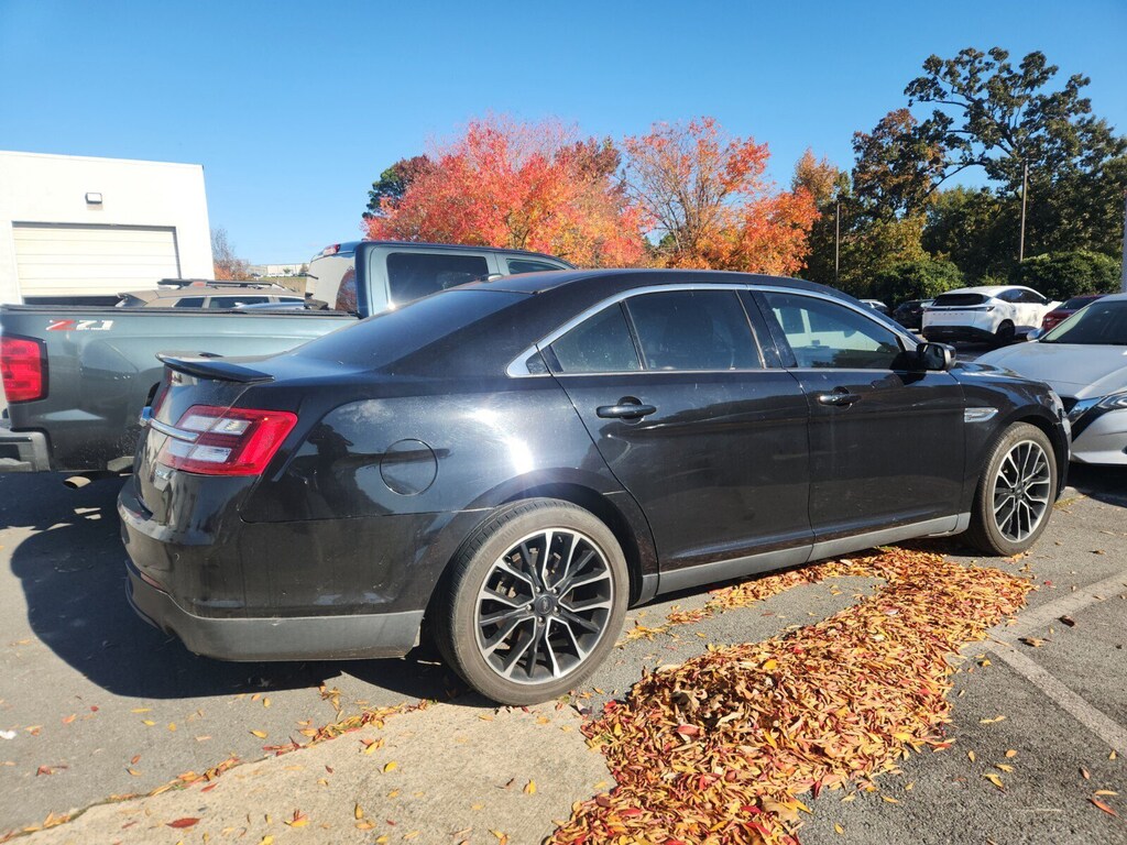 Used 2019 Ford Taurus SEL Sedan