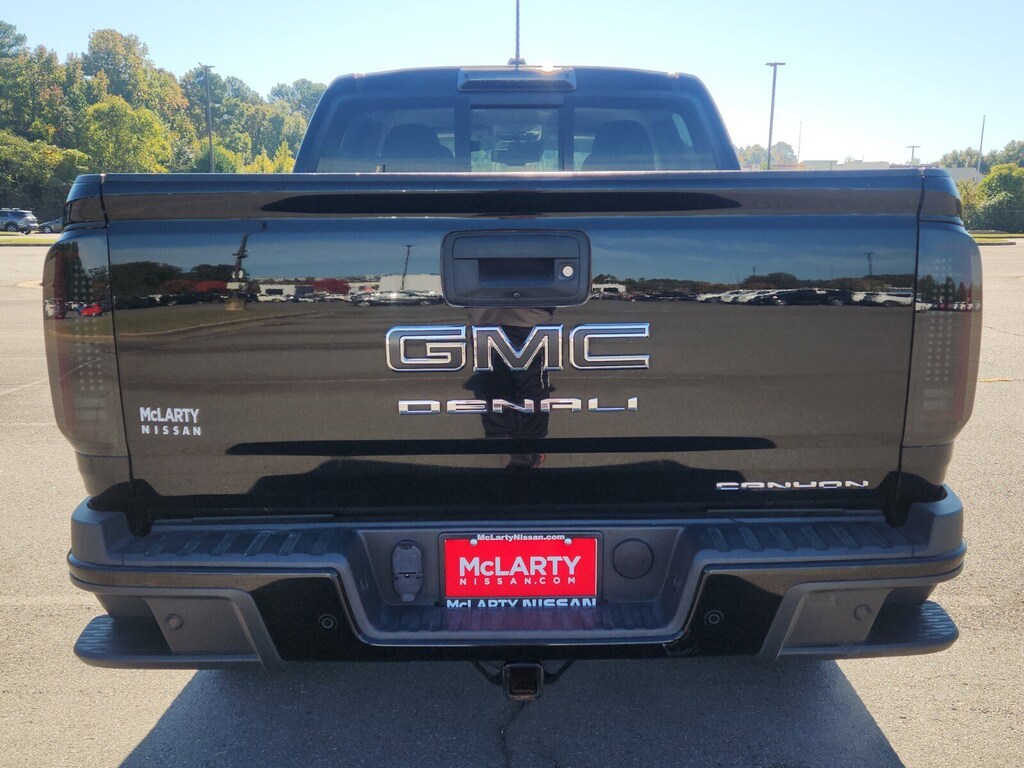 Used 2022 GMC Canyon Denali Truck Crew Cab